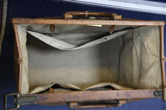 A Victorian pigskin Louis Vuitton Gladstone bag, 20 x 13.5 x 10in.